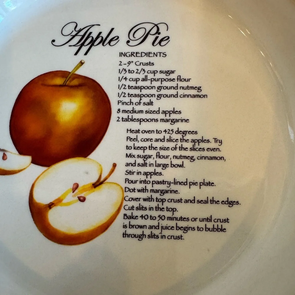 Pier 1 Imports Apple Pie Stoneware Baking Dish – Recipe Printed – NWT